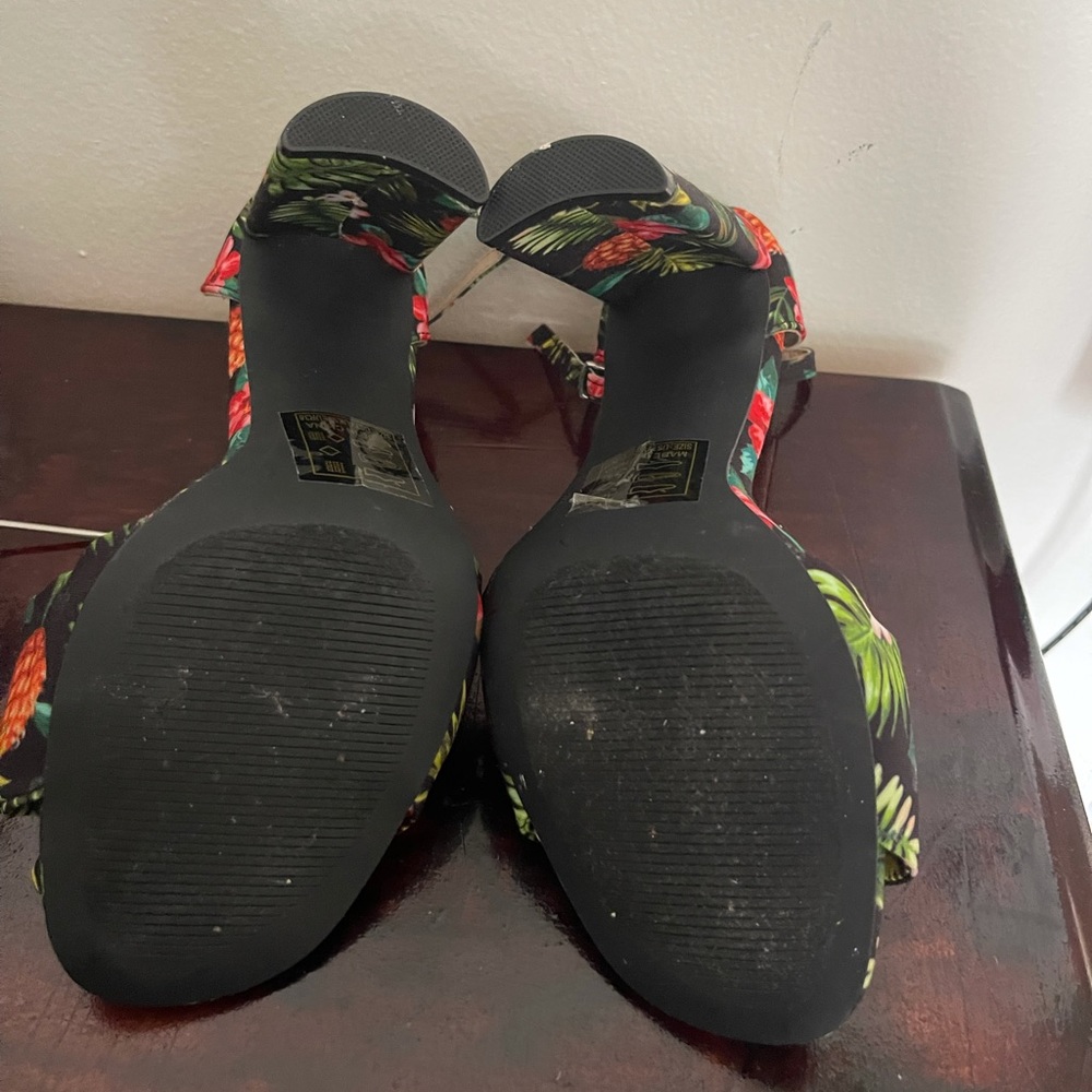Black with colorful flowers. - Picture 2 of 2